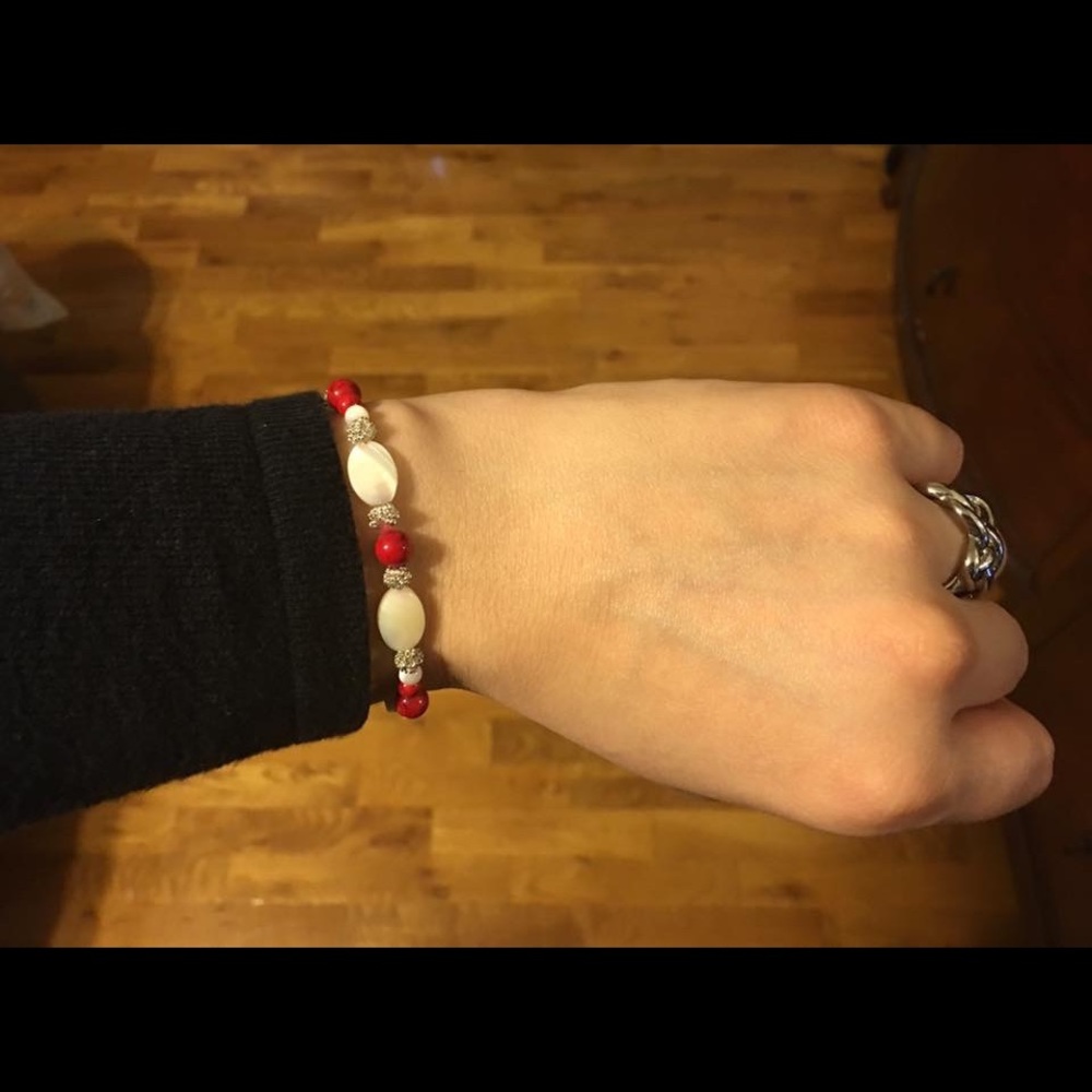Beaded bracelets - Picture 7 of 7